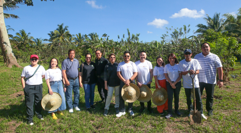 TaskUs and GCash partner to plant 10,000 coffee seedlings, support local coffee farmers | CebuFinest